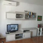 Carabeo I 18 Menyber Apartment *