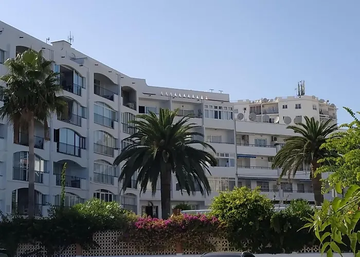 Carabeo I 18 Menyber Nerja